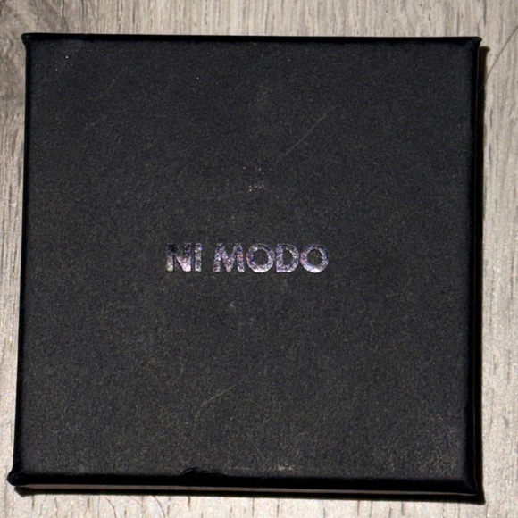 Gold Heart Pendant Necklace With “Ni Modo” written on it - Picture 3 of 6
